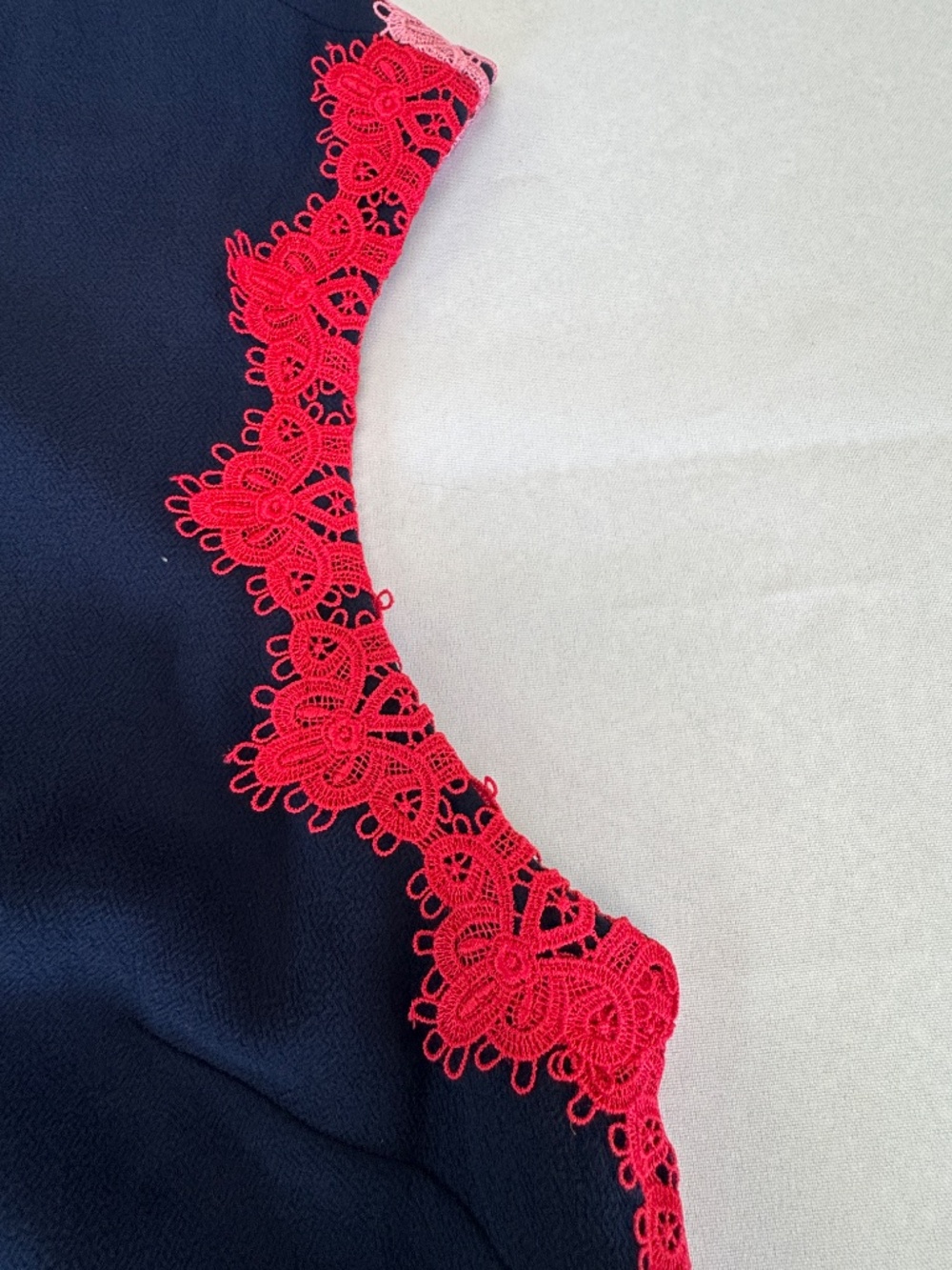 Trina Turk Whim Crochet Lace Trim Appliqué Shift Dress Navy Blue Size 16 NWT - Picture 6 of 15